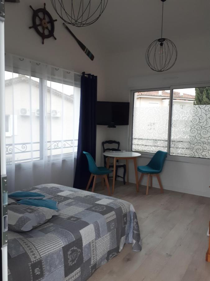 Joli Studio Entre La Mer Et La Ville Hyères Exterior foto